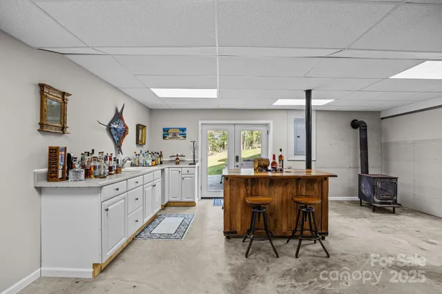 $825,000 | 235 Petersburg View Drive, Marshall, NC 28753