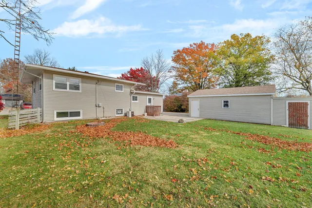 $289,900 | 423 Maple Drive, Morris, IL 60450