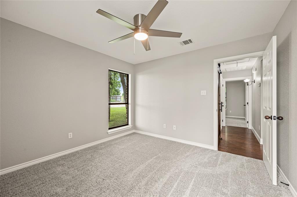 2030 County Road 4010 Decatur, TX 76234 - Photo 20 of 35