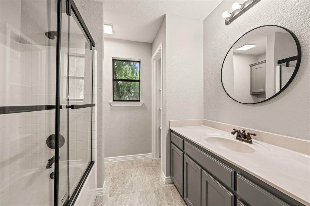 2030 County Road 4010 Decatur, TX 76234 - Photo 21 of 35