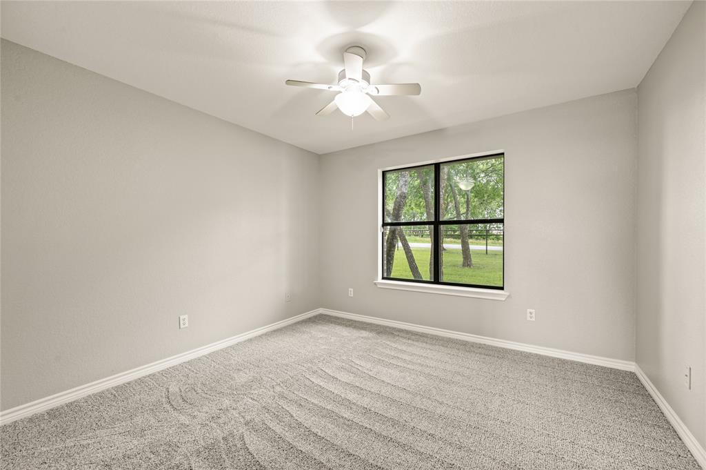 2030 County Road 4010 Decatur, TX 76234 - Photo 22 of 35