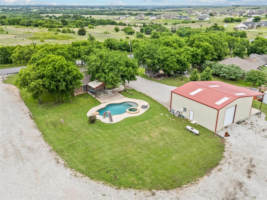 2030 County Road 4010 Decatur, TX 76234 - Photo 31 of 35