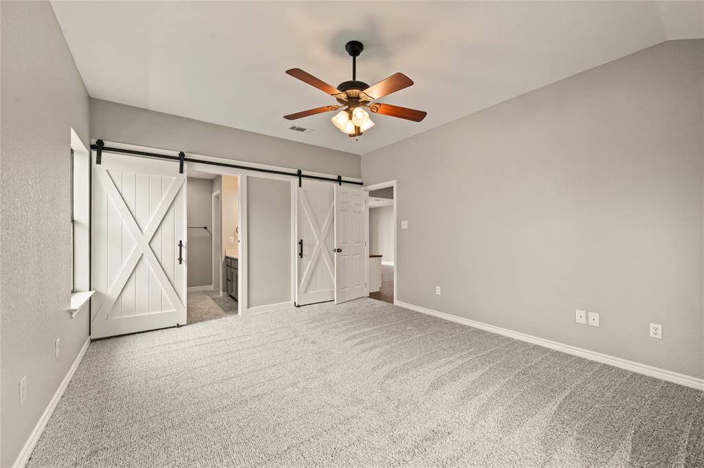 2030 County Road 4010 Decatur, TX 76234 - Photo 4 of 35