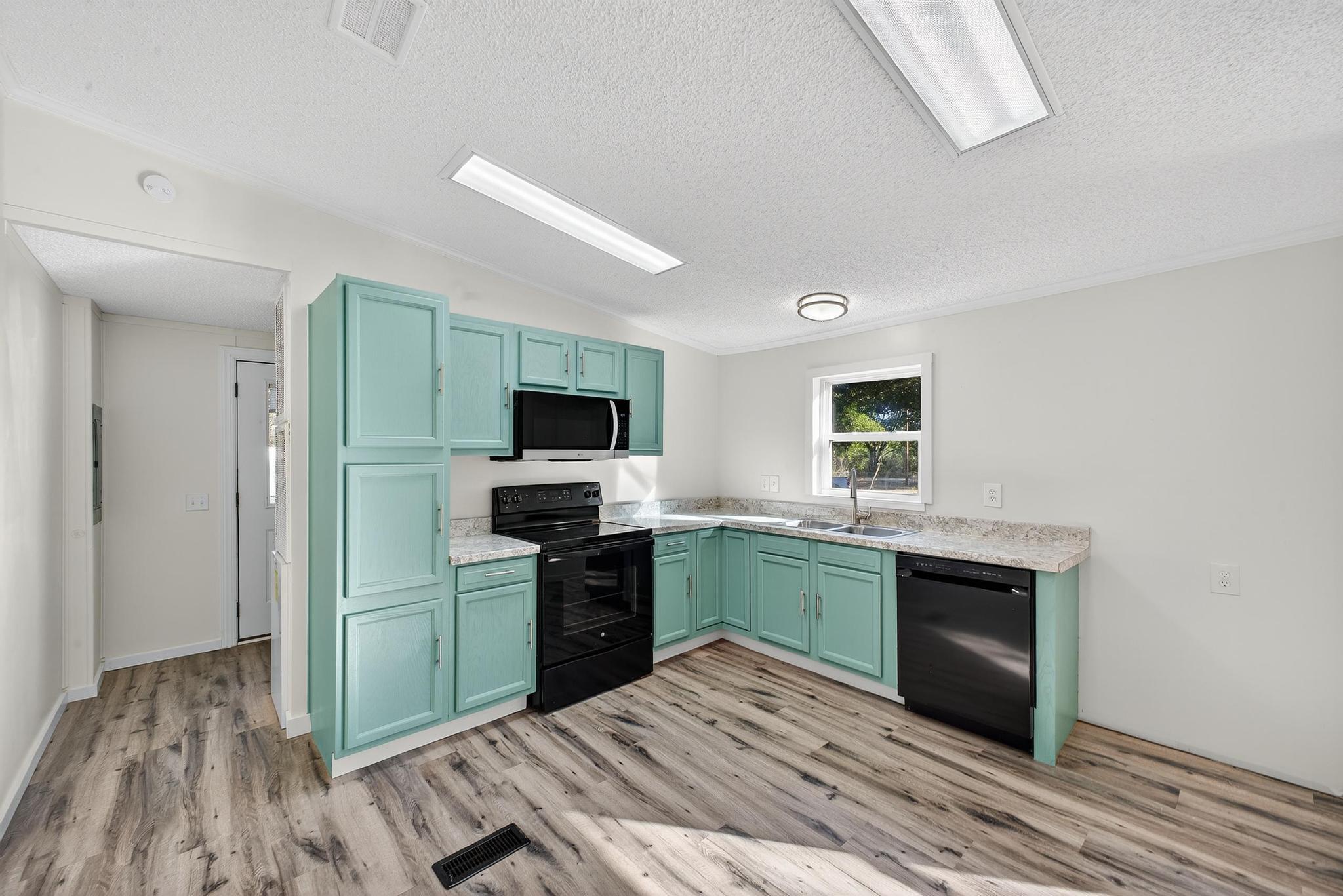 544 Berlin Road Salley, SC 29137 - Photo 10 of 37