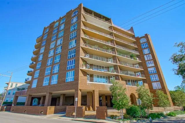 $750,000 | 170 Walnut Street, Unit 3C, New Orleans, LA 70118