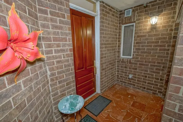 $750,000 | 170 Walnut Street, Unit 3C, New Orleans, LA 70118