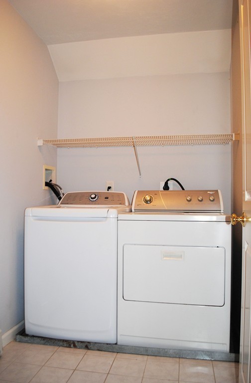 11 Miscoe Hill Road Upton, MA 01568 - Photo 18 of 25 Gallery Image 18