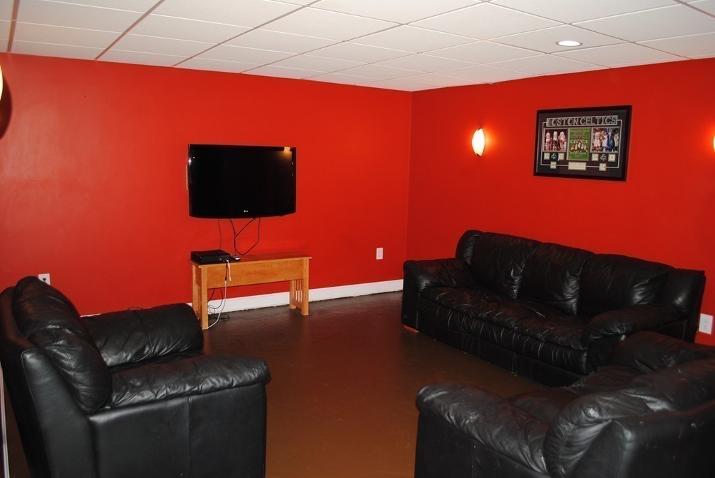 11 Miscoe Hill Road Upton, MA 01568 - Photo 20 of 25 Gallery Image 20