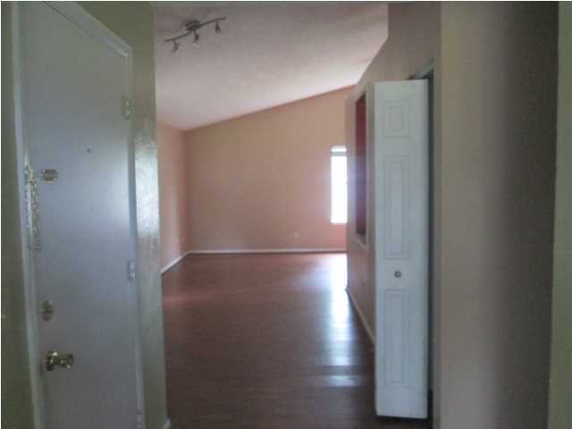 121 Cambridge Road Summerville, SC 29486 - Photo 3 of 9 Additional Photo