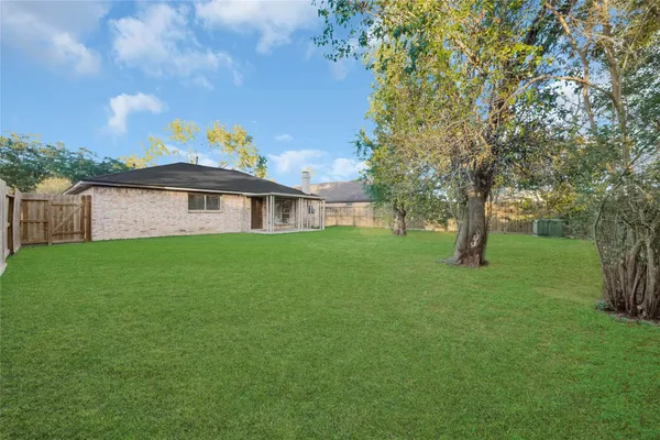 $1,750 | 5315 11th Street, Katy, TX 77493