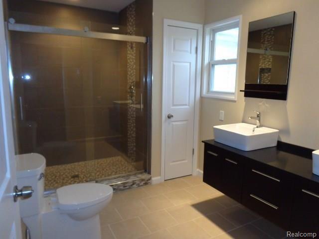 2764 Grace Road Fort Gratiot, MI 48059 - Photo 3 of 27 2764 grace 005.jpg