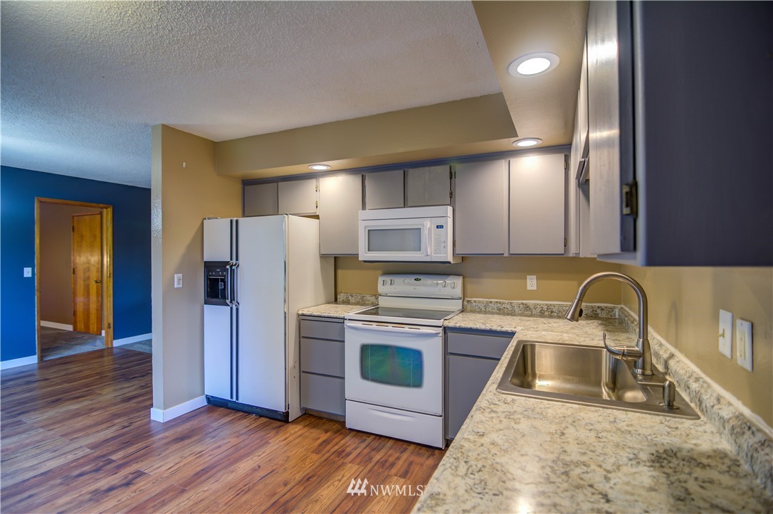 153 Estes Road Castle Rock, WA 98611 - Photo 7 of 26 Gallery Image 7