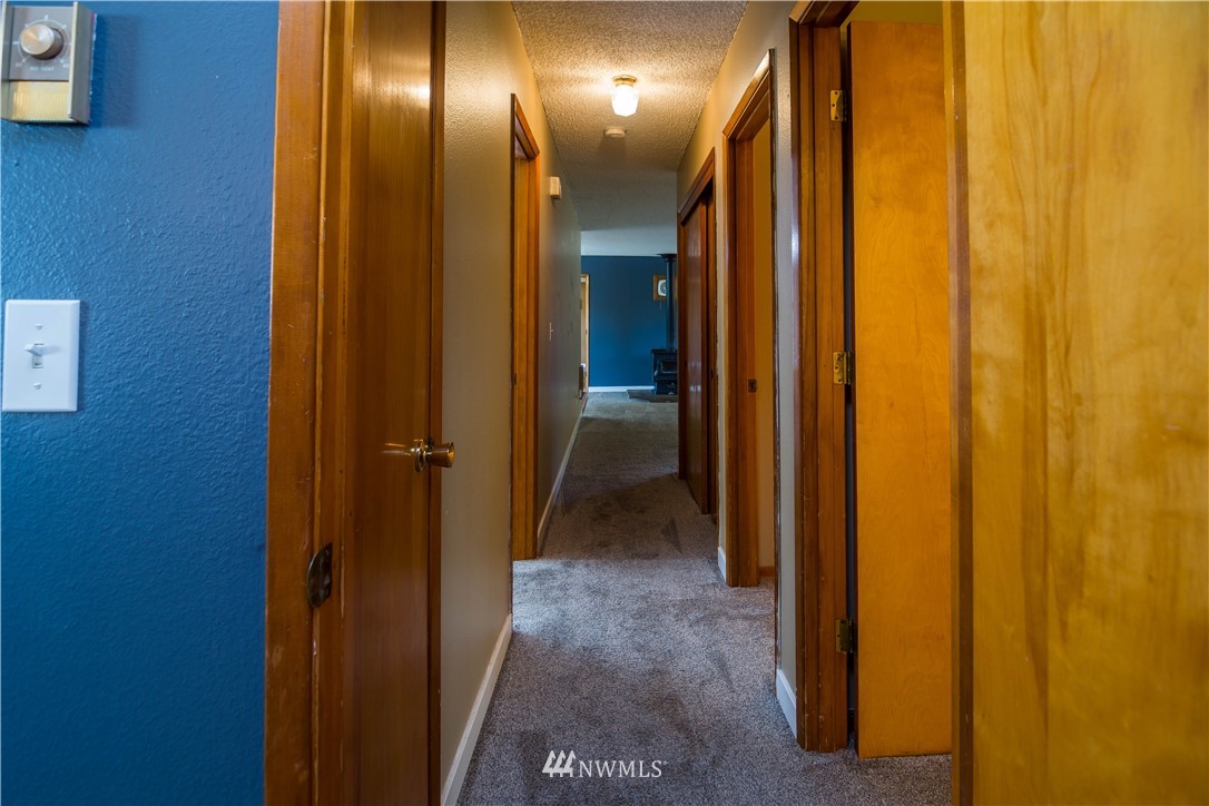 153 Estes Road Castle Rock, WA 98611 - Photo 10 of 26 Gallery Image 10
