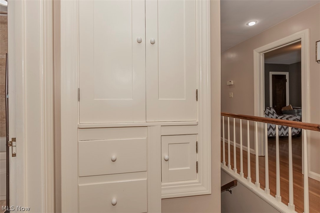 2447 Eaton Road University Heights, OH 44118 - Photo 20 of 35