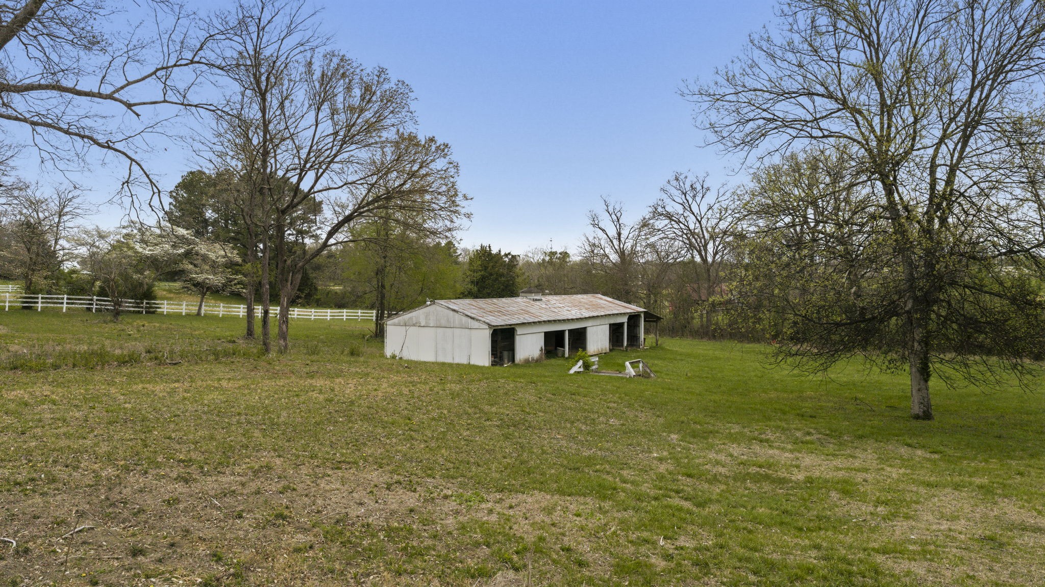5300 Highway 31W Portland, TN 37148 - Photo 17 of 83 a view of a house with a yard