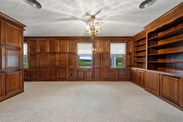 5300 Highway 31W, Portland, TN 37148