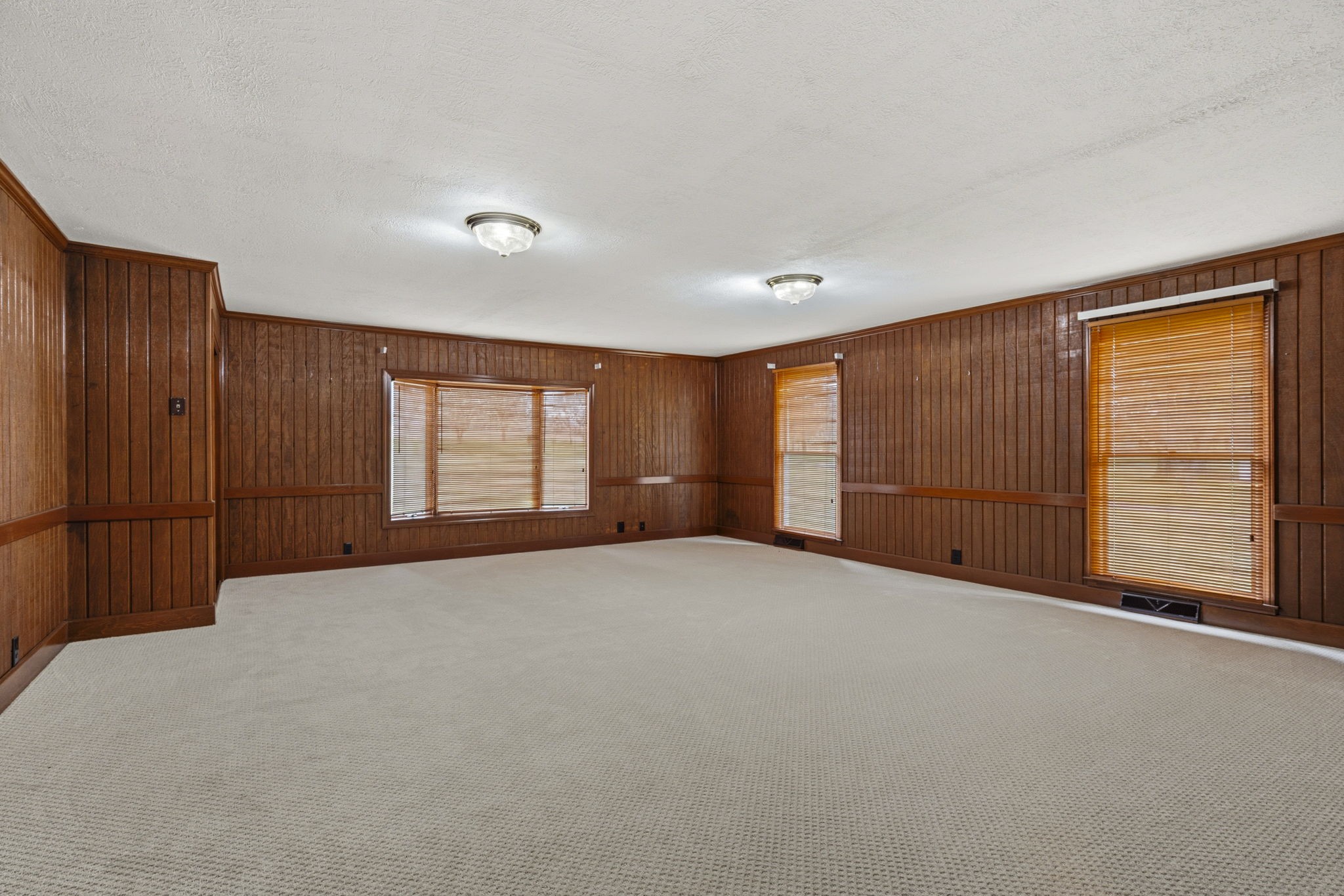 5300 Highway 31W Portland, TN 37148 - Photo 43 of 83 a view of an empty room with a window