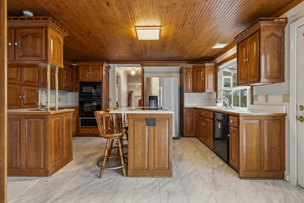 5300 Highway 31W, Portland, TN 37148