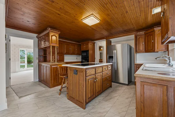 5300 Highway 31W, Portland, TN 37148