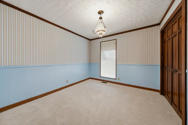 5300 Highway 31W, Portland, TN 37148