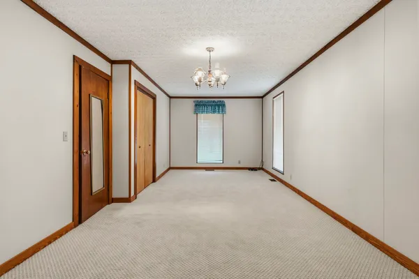 5300 Highway 31W, Portland, TN 37148