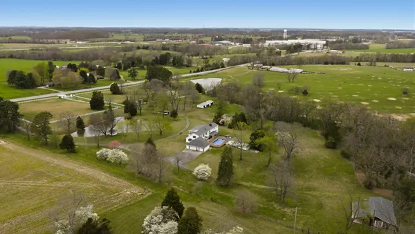 5300 Highway 31W, Portland, TN 37148