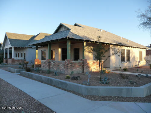 110 East 4th Street Tucson, AZ 85705 - Photo 1 of 9
