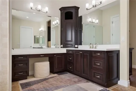 $2,600,000 | 6355 Cresthaven Drive, Riverside, CA 92506