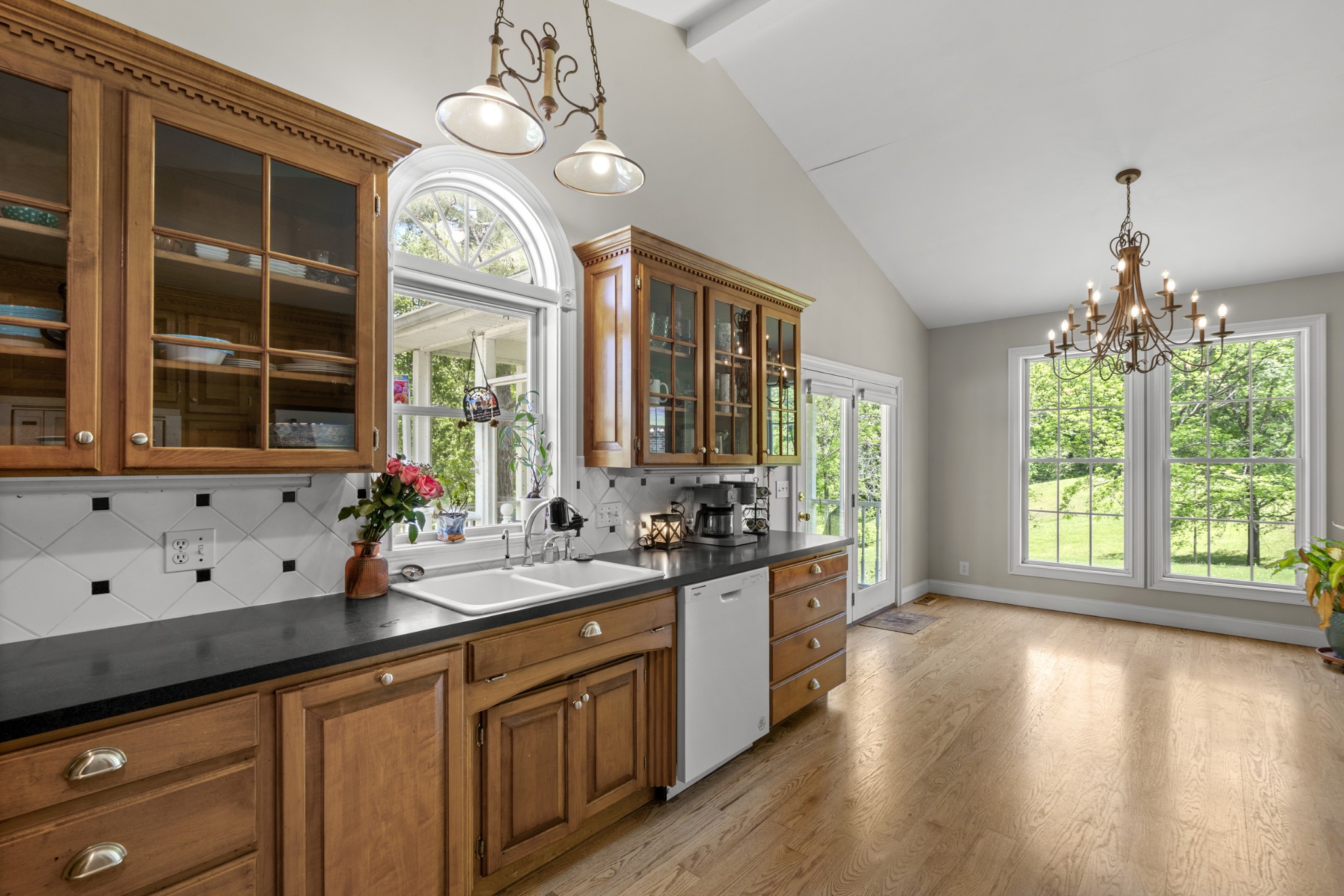 444 Cooley Road Waverly, TN 37185 - Photo 13 of 47 Gallery Image 13