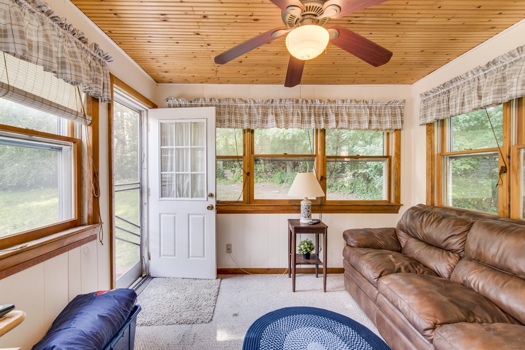 34 Fencourt Road Canton, MA 02021 - Photo 12 of 17 Gallery Image 12