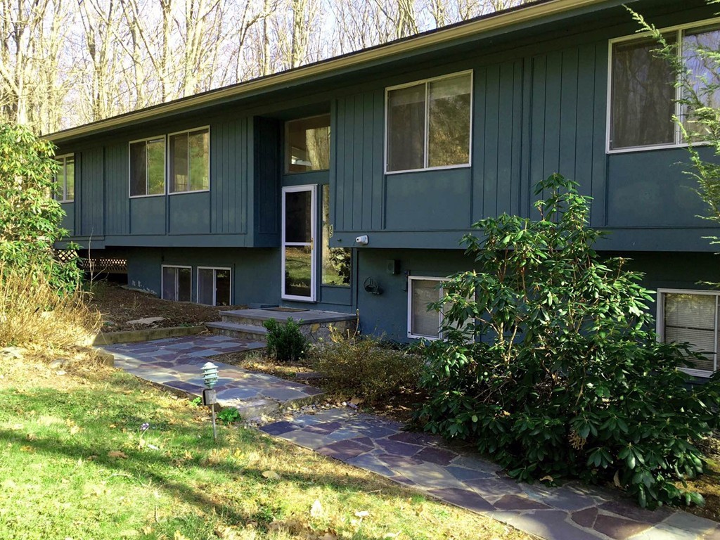 35 Indian Ridge Road Natick, MA 01760 - Photo 1 of 13