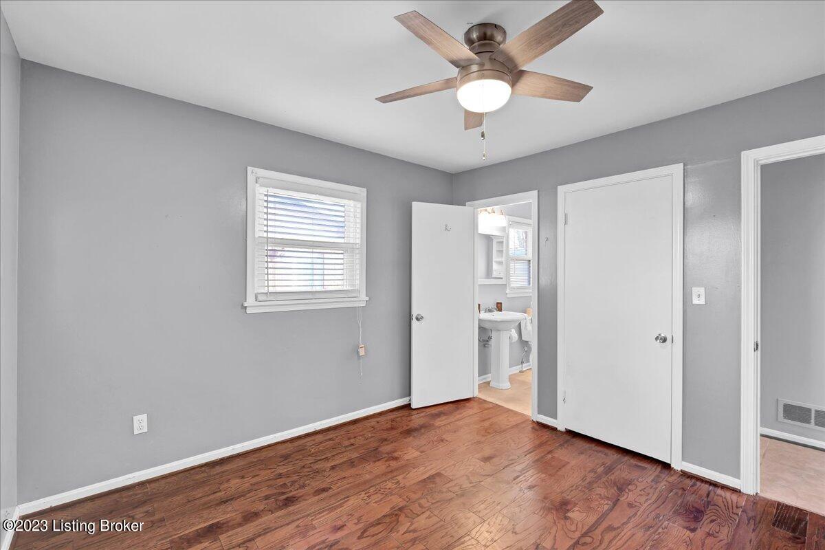 8209 Delido Road Louisville, KY 40219 - Photo 19 of 44 19-8209 Delido Rd-119