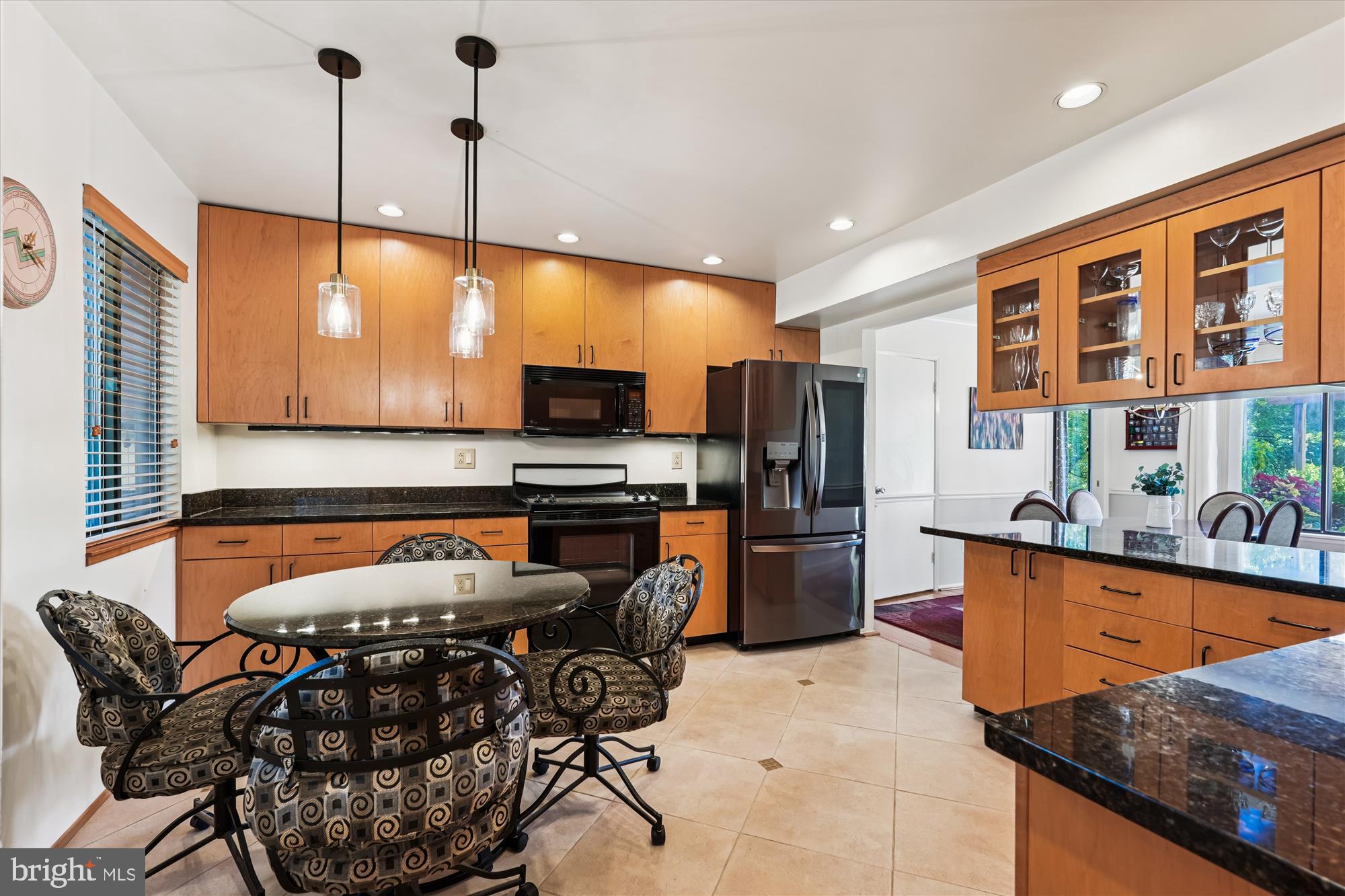 14908 Chestnut Ridge Court North Potomac, MD 20878 - Photo 28 of 68 Kitchen