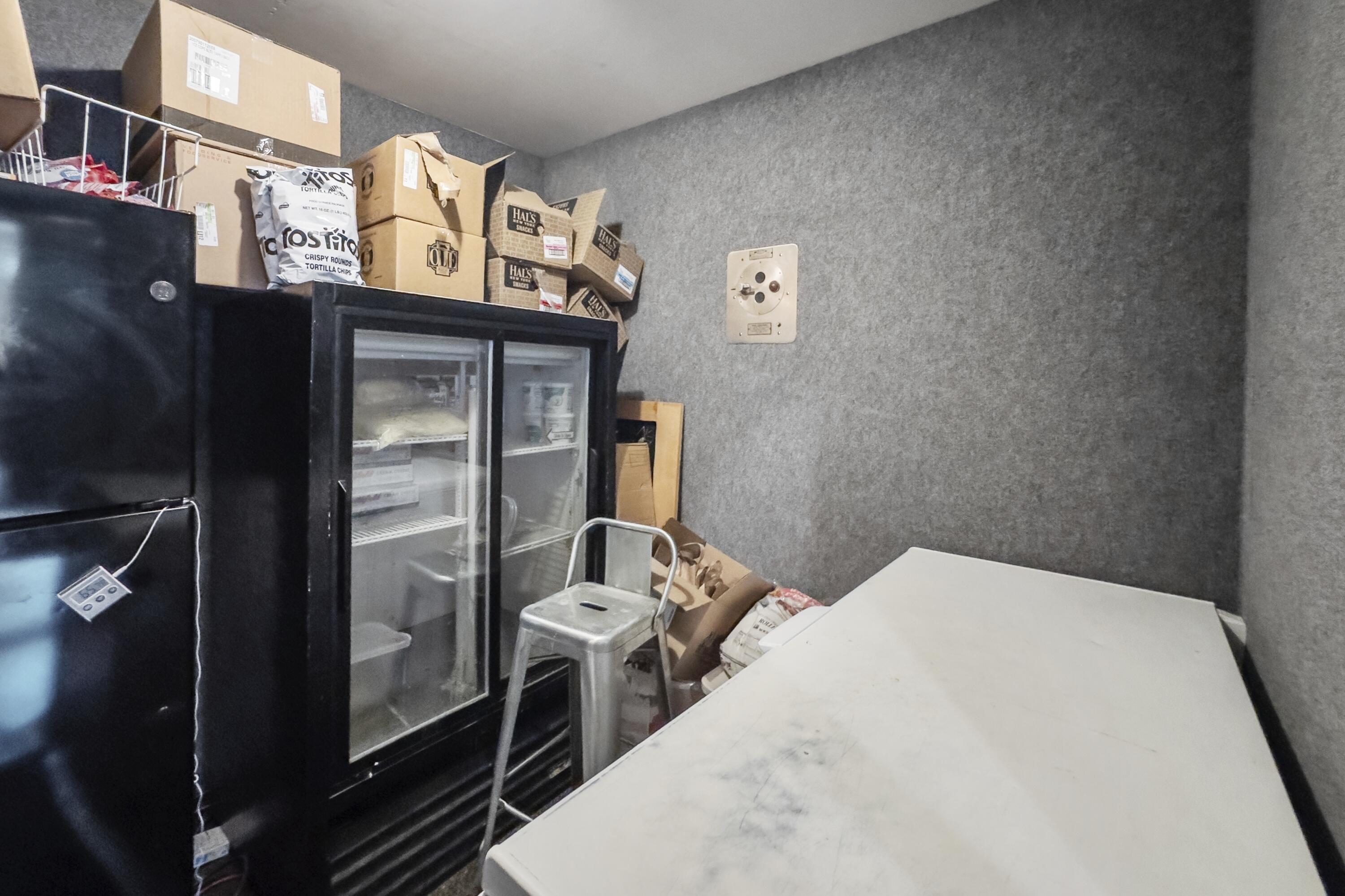 189 Main Street Thomaston, ME 04861 - Photo 13 of 70 54- 189 Main Street - Thomaston - JAC