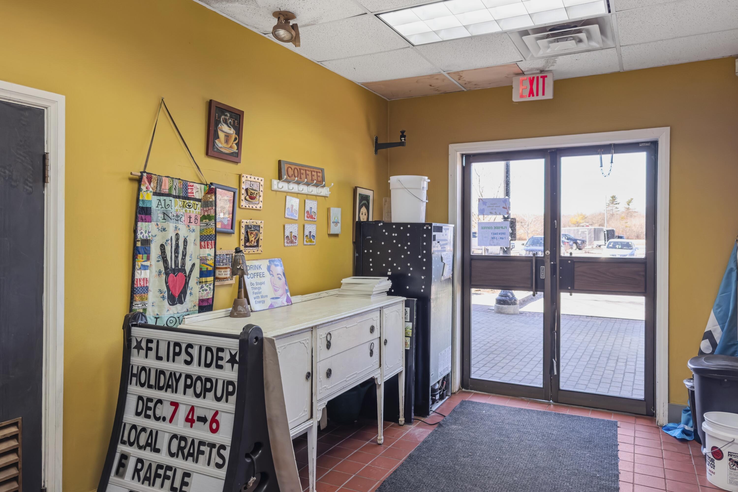 189 Main Street Thomaston, ME 04861 - Photo 35 of 70 67- 189 Main Street - Thomaston - JAC