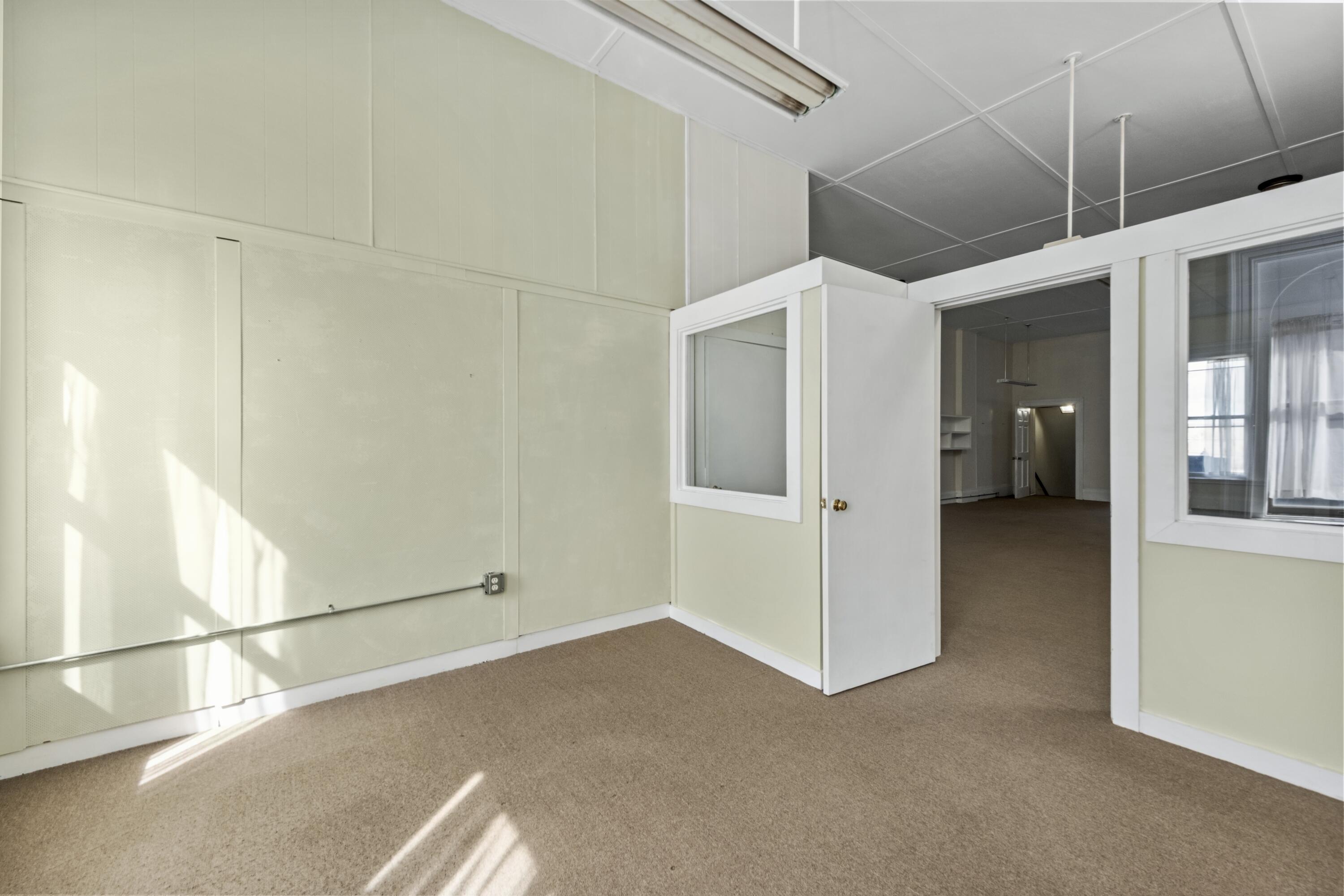 189 Main Street Thomaston, ME 04861 - Photo 46 of 70 189 Main Street, Thomaston