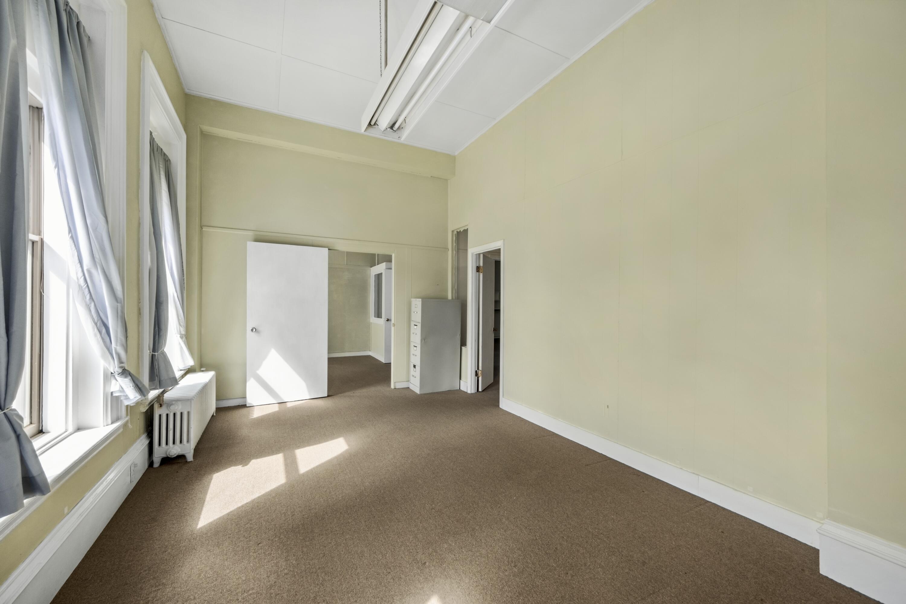 189 Main Street Thomaston, ME 04861 - Photo 48 of 70 189 Main Street, Thomaston