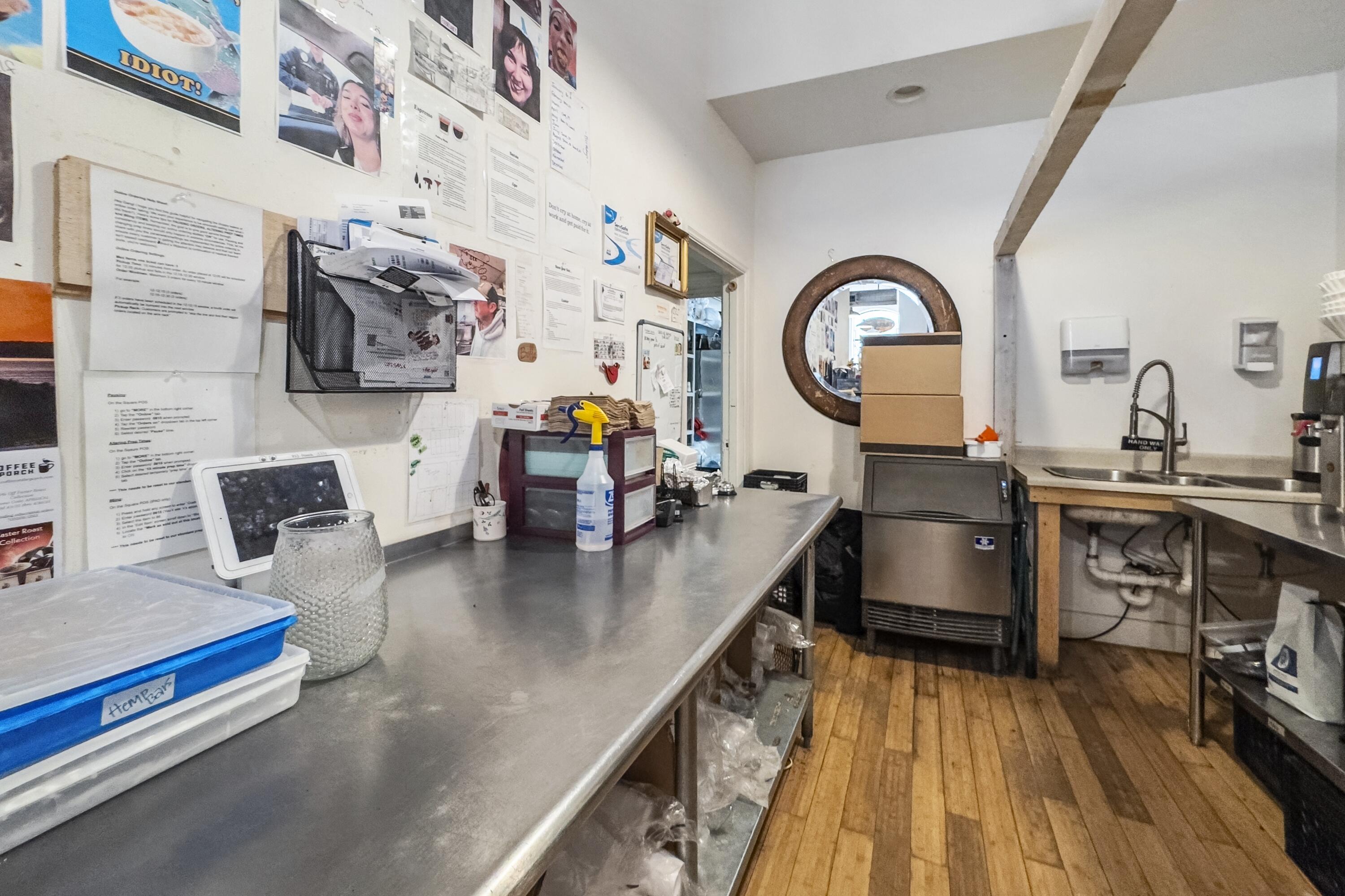 189 Main Street Thomaston, ME 04861 - Photo 9 of 70 189 Main Street, Thomaston