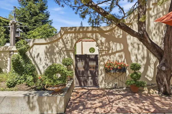 $9,850,000 | 18000 Overlook Road, Los Gatos, CA 95030
