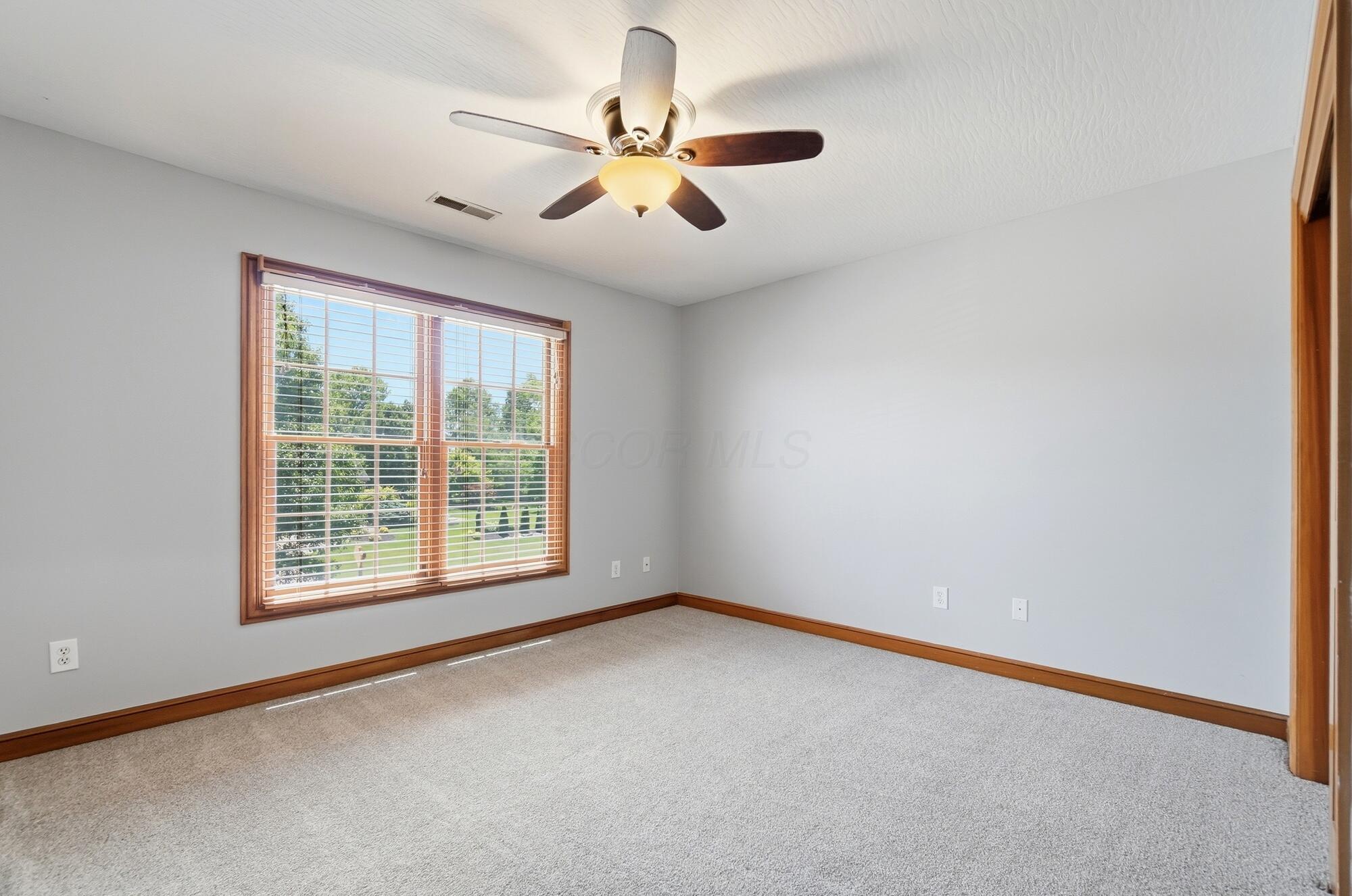 5585 Ketch Street Lewis Center, OH 43035 - Photo 80 of 129 80_079