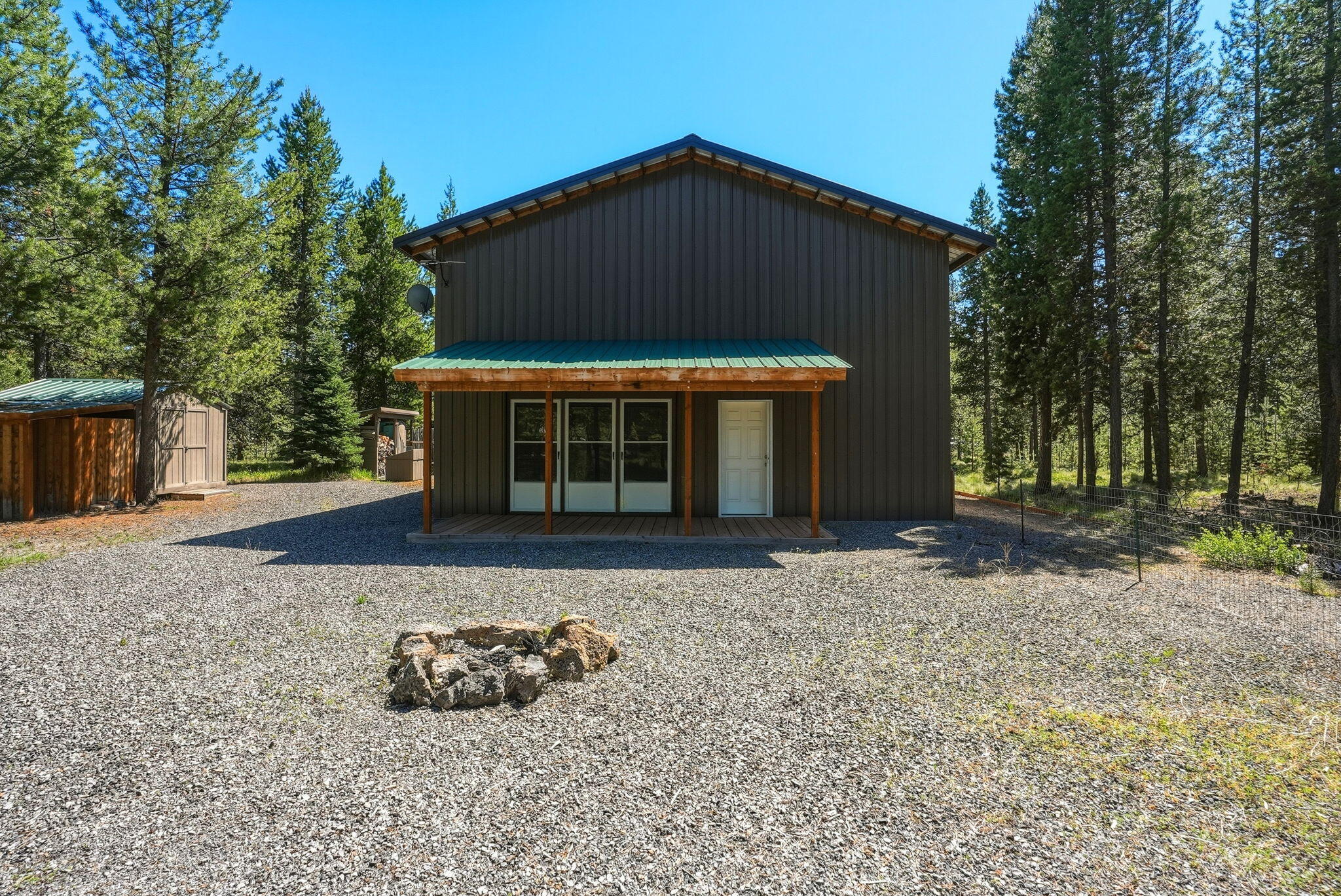 17118 Laguna Road Bend, OR 97707 - Photo 4 of 24 4