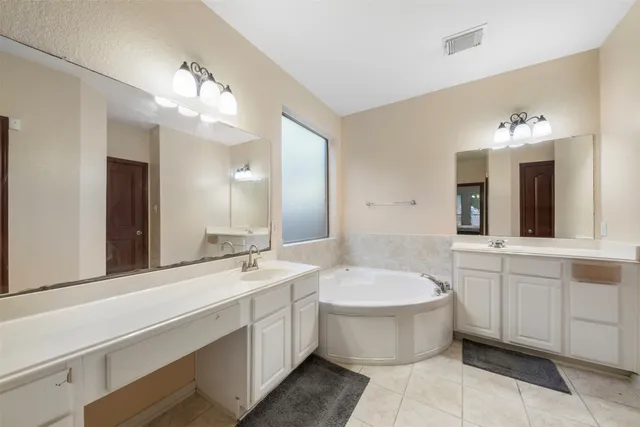 $459,900 | 4631 Tamarind Trail, Kingwood, TX 77345