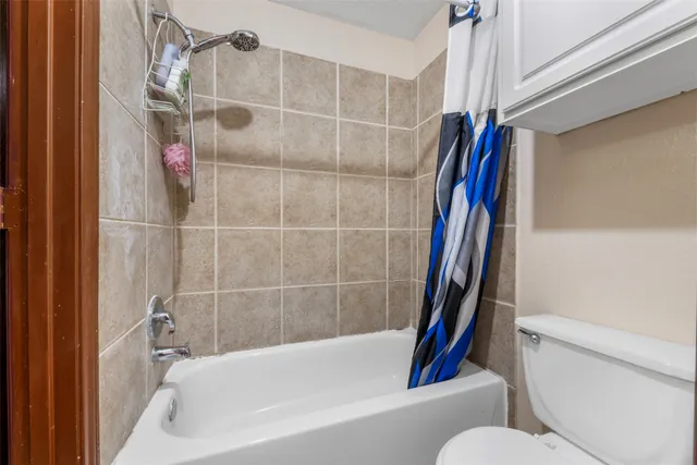 $459,900 | 4631 Tamarind Trail, Kingwood, TX 77345