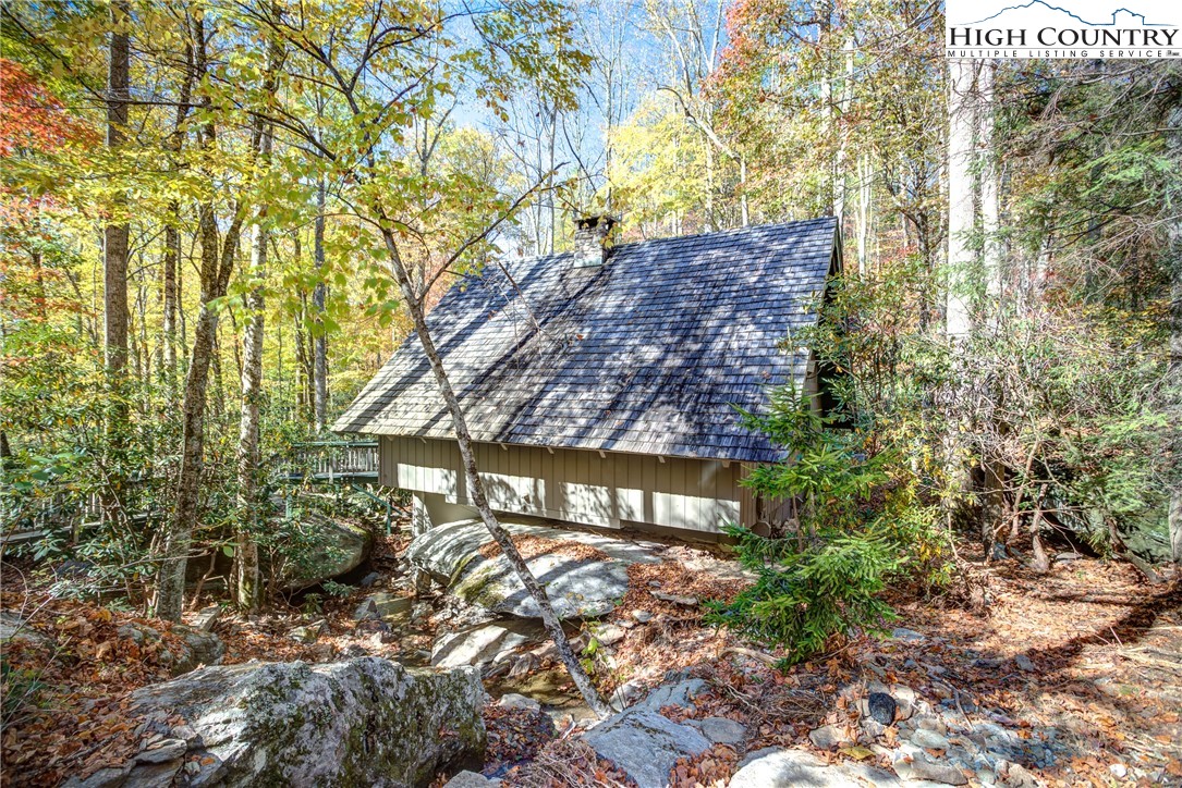 2950 Hickory Boone, NC 28607 - Photo 5 of 26