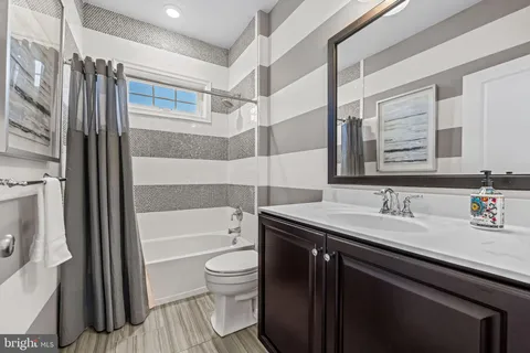 $1,225,000 | 103 Haines Court, Line Lexington, PA 18932