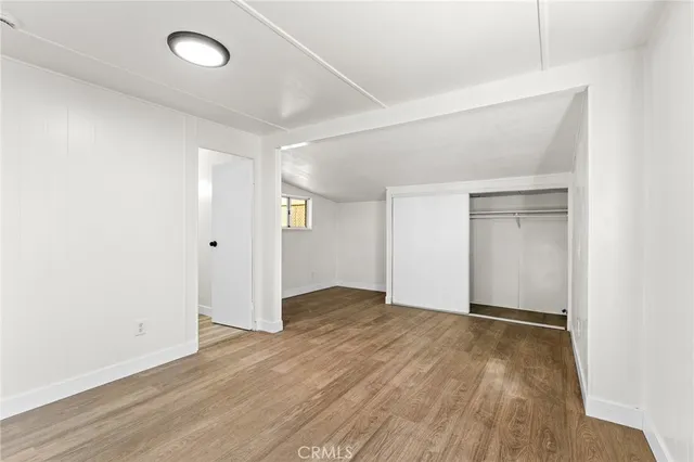 a view of utility room