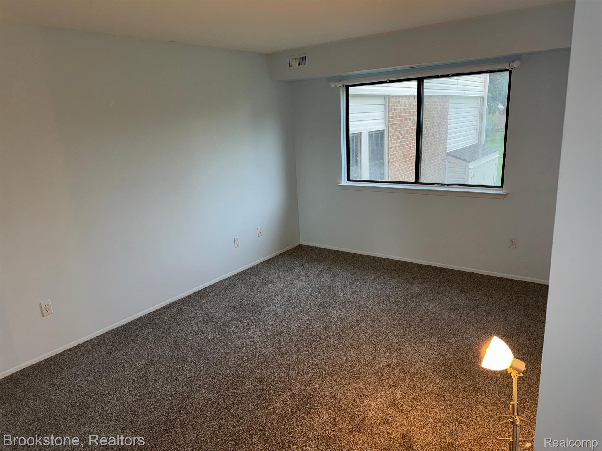 30056 West 12 Mile Road, Unit 77 Farmington, MI 48334 - Photo 7 of 15 Gallery Image 7
