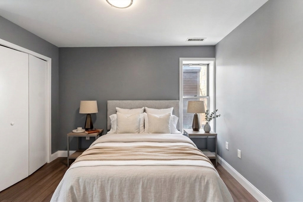 20 Chestnut Street, Unit 26 Cambridge, MA 02139 - Photo 5 of 10