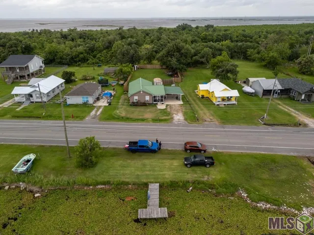 $120,000 | 6152 Highway 56, Chauvin, LA 70344