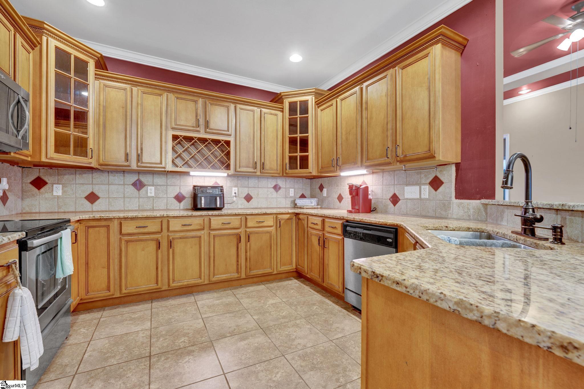 2670 Racing Road Greer, SC 29651 - Photo 10 of 35 Gallery Image 10